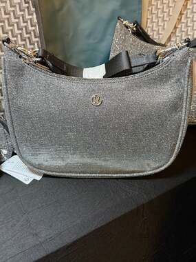 Lululemon City Essentials Small Shoulder Bag 3L Glitter Silver
